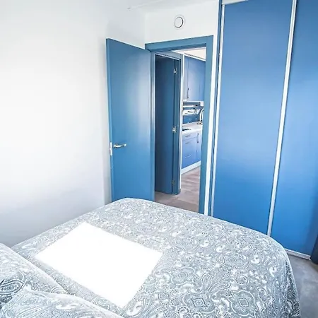 Hotel en barco Flotante Unico C15a01 *