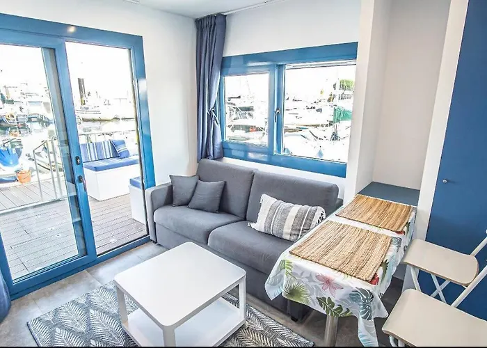 Flotante Unico C15a01 * סנטנדר