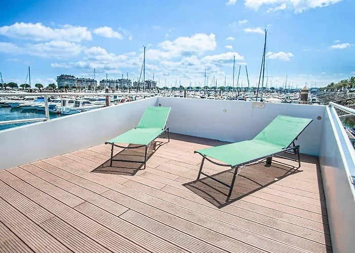 Botel Flotante Unico C15a01 *